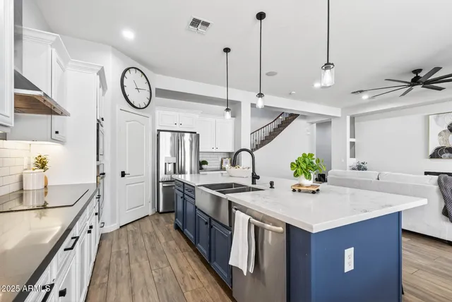 $770,000 | 6858 West Peak View Road, Peoria, AZ 85383