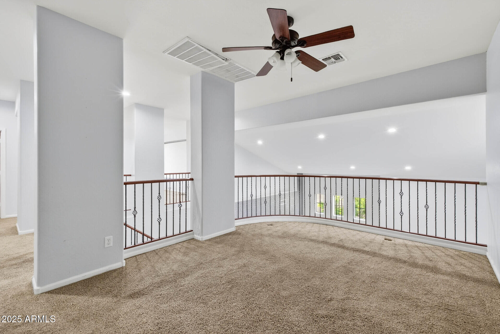 6858 West Peak View Road Peoria, AZ 85383 - Photo 25 of 74 82_6858_W_Peak_View28_mls