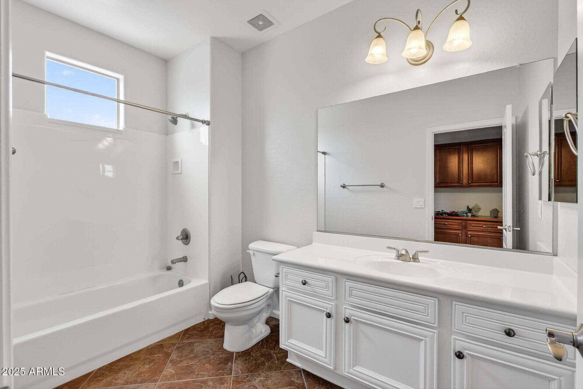 6858 West Peak View Road Peoria, AZ 85383 - Photo 27 of 74 87_6858_W_Peak_View33_mls