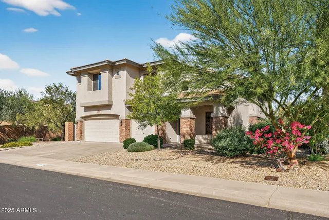 $770,000 | 6858 West Peak View Road, Peoria, AZ 85383