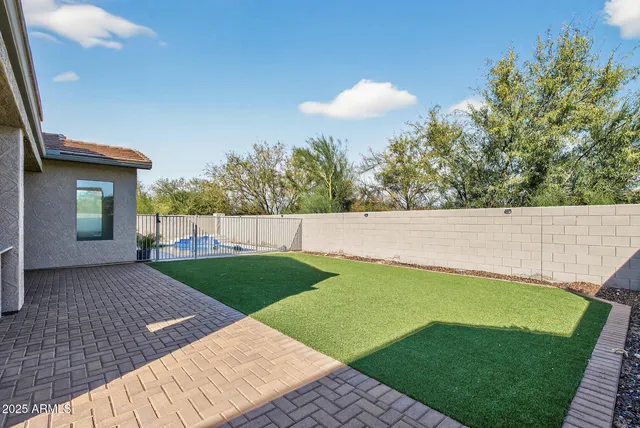 $770,000 | 6858 West Peak View Road, Peoria, AZ 85383
