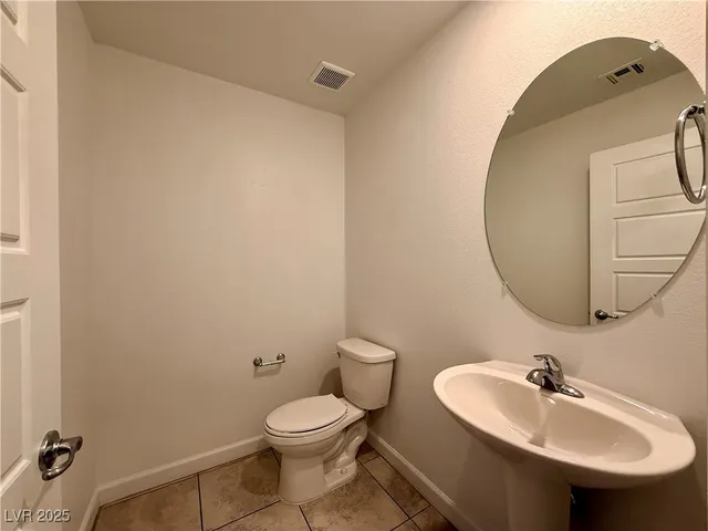 $1,895 | 735 Omaggio Place, Henderson, NV 89011