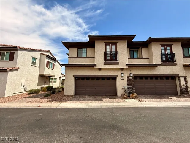 $1,895 | 735 Omaggio Place, Henderson, NV 89011