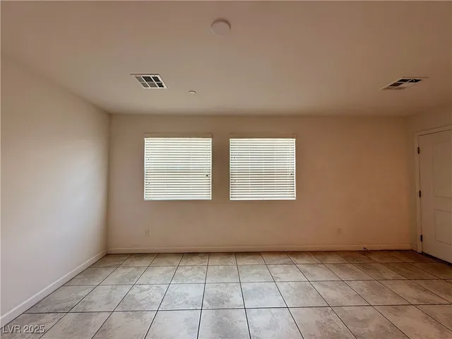 $1,895 | 735 Omaggio Place, Henderson, NV 89011