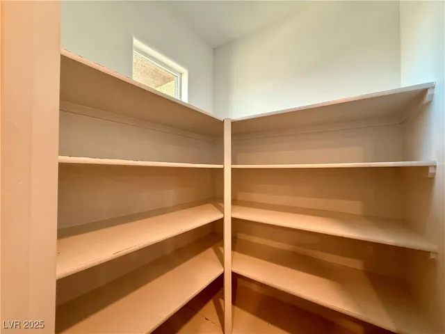 $1,895 | 735 Omaggio Place, Henderson, NV 89011