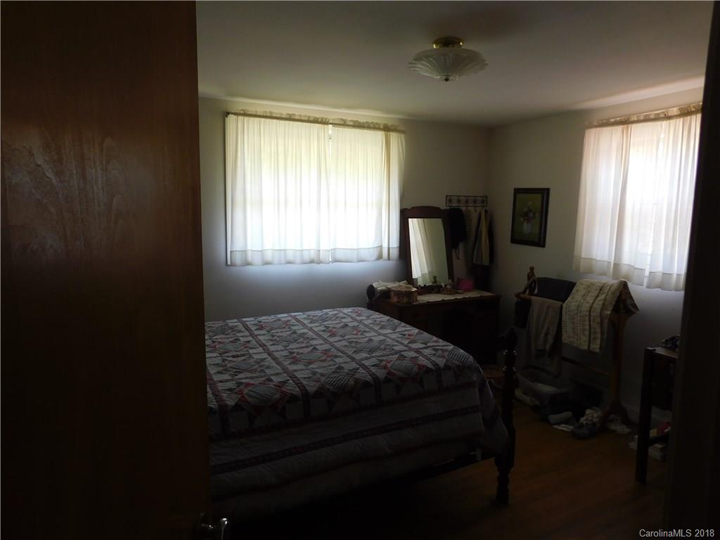 812 Austin Road New London, NC 28127 - Photo 8 of 12 Gallery Image 8