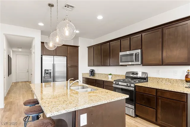 $3,000 | 5244 Fiery Sky Ridge Street, Las Vegas, NV 89148