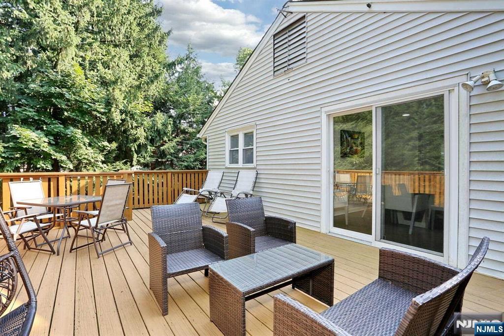 11 Evans Road Cresskill, NJ 07626 - Photo 31 of 31 a outdoor view with sitting space