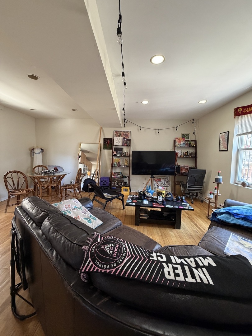 518 North May Street, Unit CH Chicago, IL 60642 - Photo 10 of 22