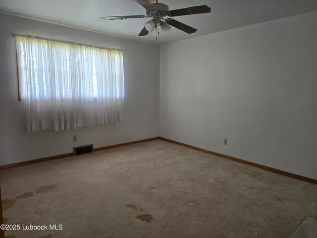 $299,000 | 390 County Road, Kress, TX 79052