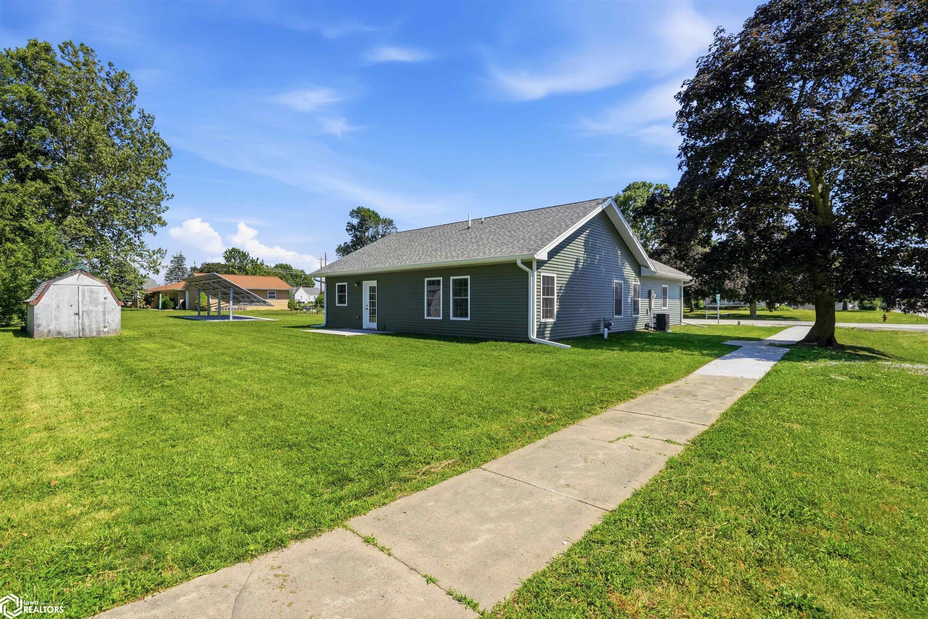 1301 Wabash Avenue Carthage, IL 62321 - Photo 24 of 25 Gallery Image 24