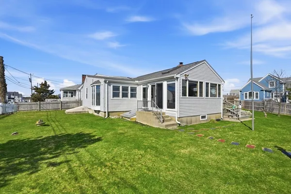 $899,900 | 14 Concord Street, Marshfield, MA 02050