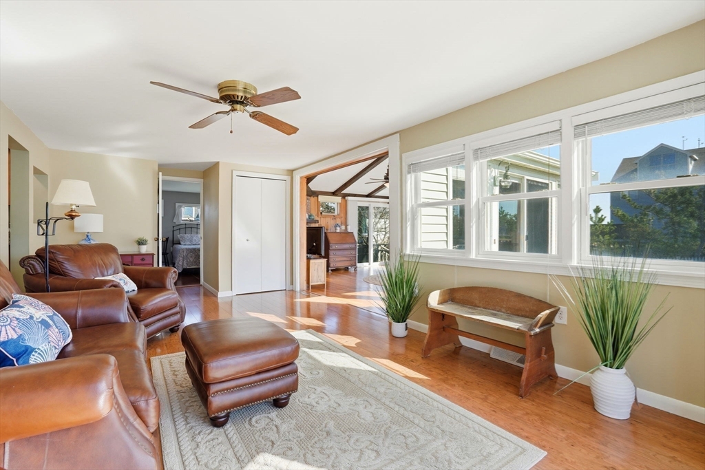 14 Concord Street Marshfield, MA 02050 - Photo 11 of 35