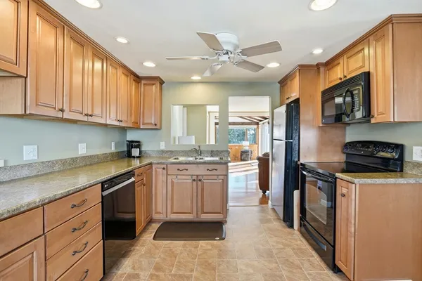 $899,900 | 14 Concord Street, Marshfield, MA 02050