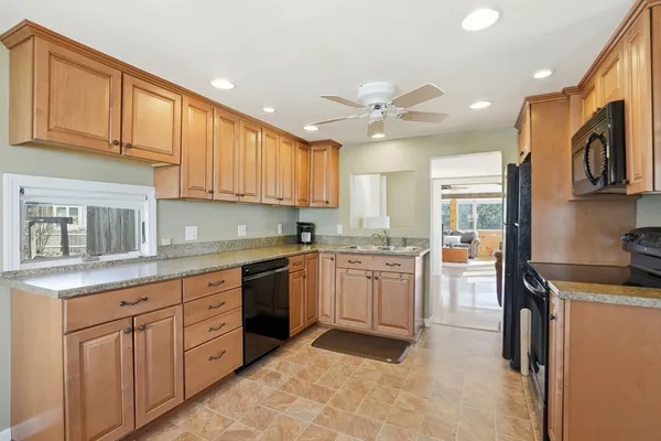$899,900 | 14 Concord Street, Marshfield, MA 02050