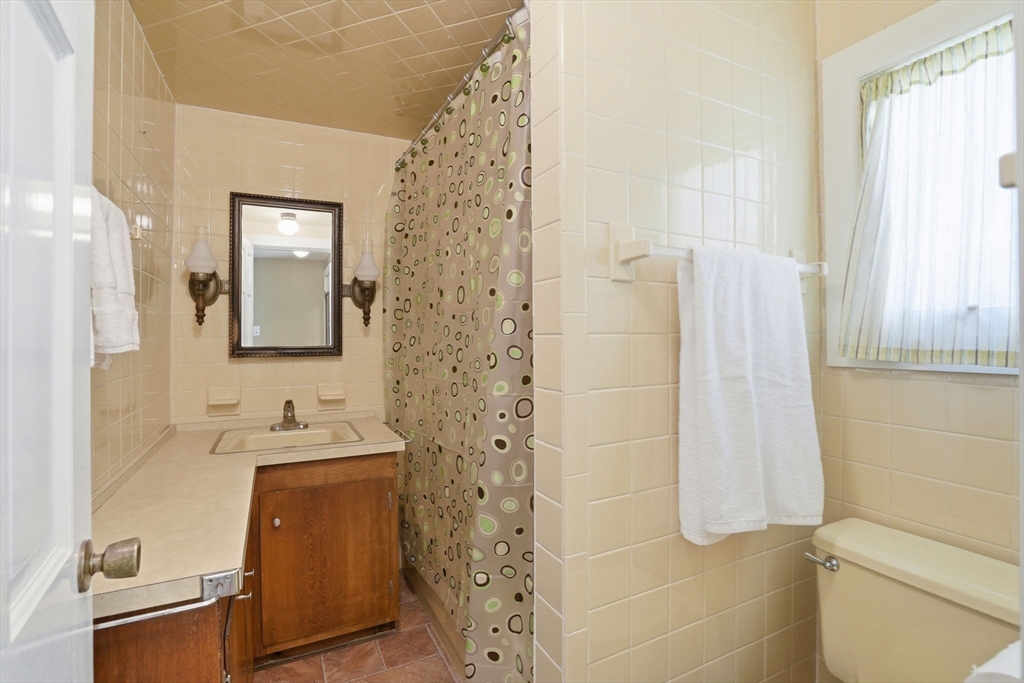 14 Concord Street Marshfield, MA 02050 - Photo 24 of 35