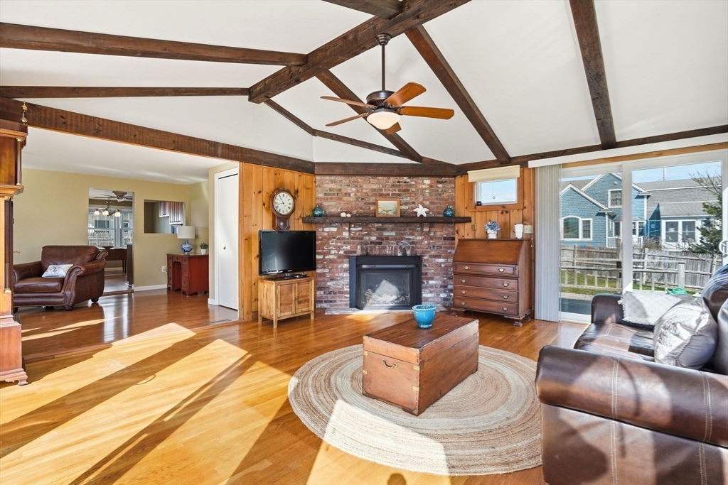 14 Concord Street Marshfield, MA 02050 - Photo 8 of 35