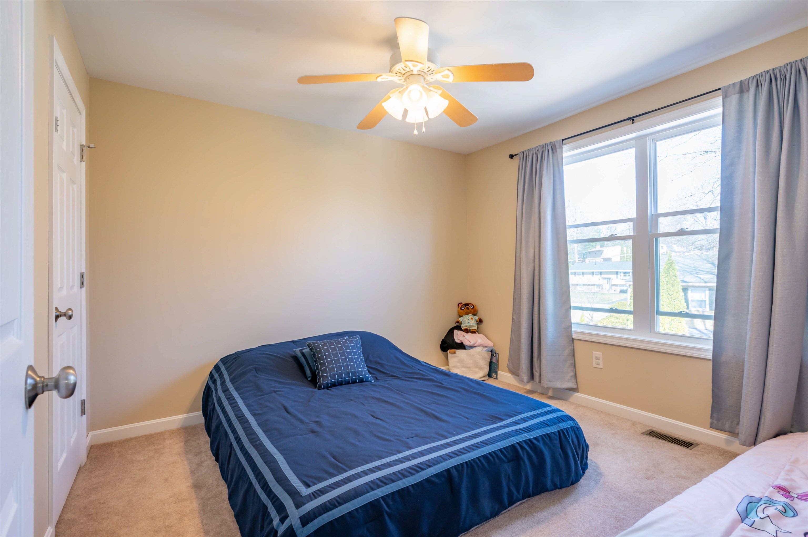 7 Carlisle Road Nashua, NH 03062 - Photo 21 of 32