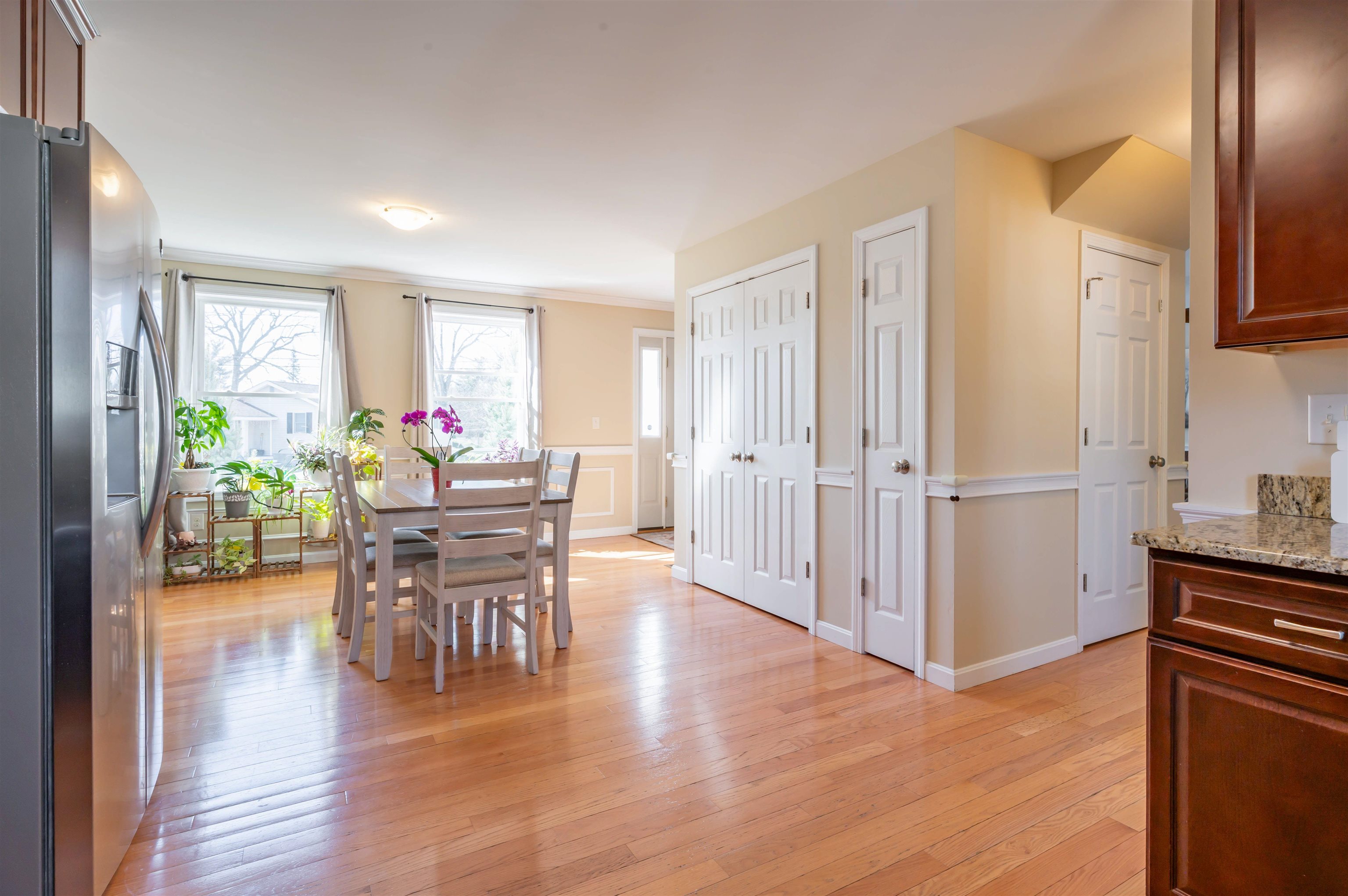 7 Carlisle Road Nashua, NH 03062 - Photo 7 of 32