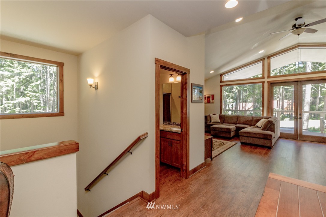 330 Lake Cabins Road Ronald, WA 98940 - Photo 7 of 25 Gallery Image 7