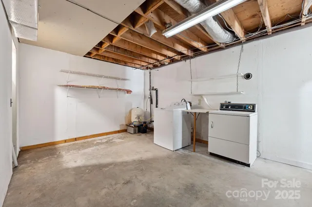 $825,000 | 44 Rainbow Road, Highlands, NC 28741