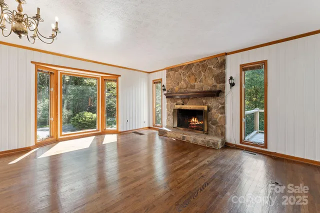 $825,000 | 44 Rainbow Road, Highlands, NC 28741