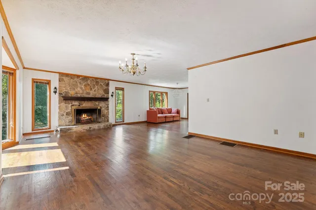 $825,000 | 44 Rainbow Road, Highlands, NC 28741