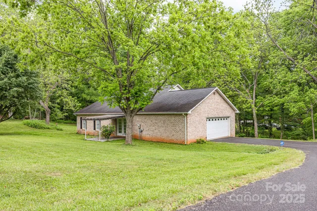 $299,000 | 302 6th Street Southwest, Conover, NC 28613