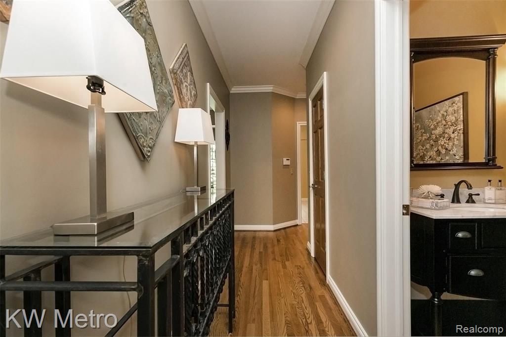 1611 Wakefield Court Rochester Hills, MI 48306 - Photo 20 of 59