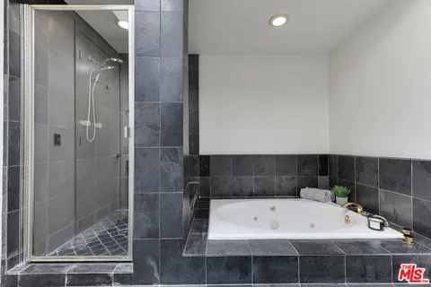 $1,130,000 | 235 South Tower Drive, Unit 305, Beverly Hills, CA 90211