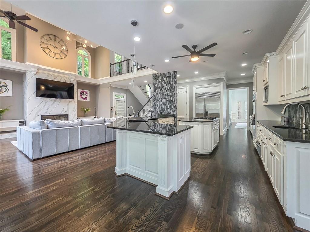 8190 Nesbit Ferry Road Sandy Springs, GA 30350 - Photo 16 of 65 Gallery Image 16