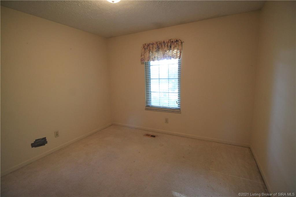 3610 Alonzo Smith Road Georgetown, IN 47122 - Photo 10 of 25