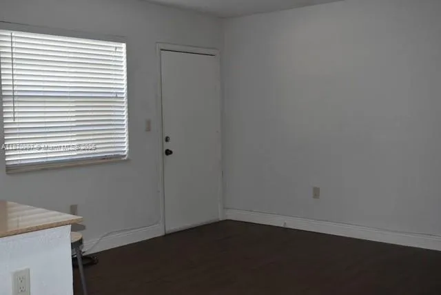 $1,500 | 1975 Northeast 135th Street, Unit 2N, North Miami, FL 33181