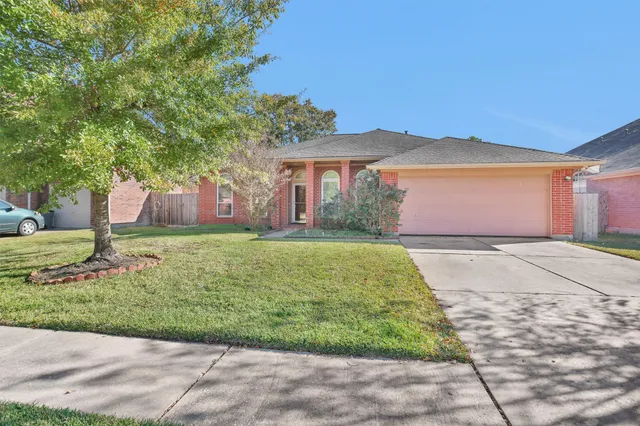 $2,100 | 10822 Oak Acres Drive, Houston, TX 77065