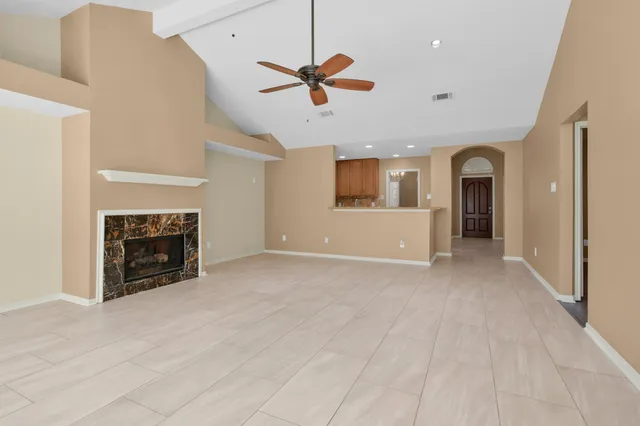 $2,100 | 10822 Oak Acres Drive, Houston, TX 77065