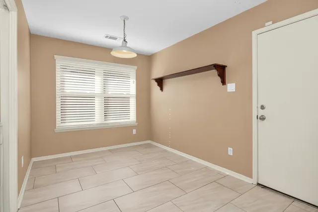 $2,100 | 10822 Oak Acres Drive, Houston, TX 77065