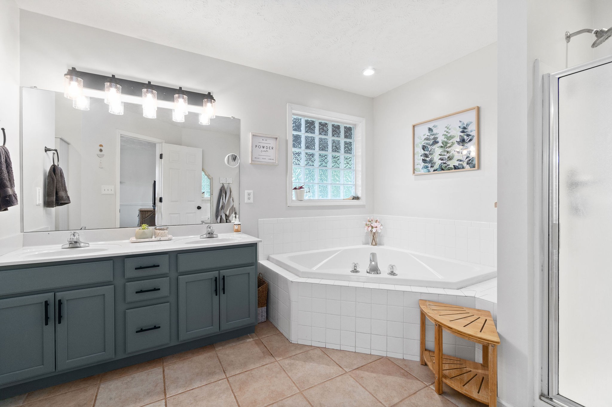 1367 Shady Grove Road Clarksville, TN 37043 - Photo 15 of 32 Gallery Image 15