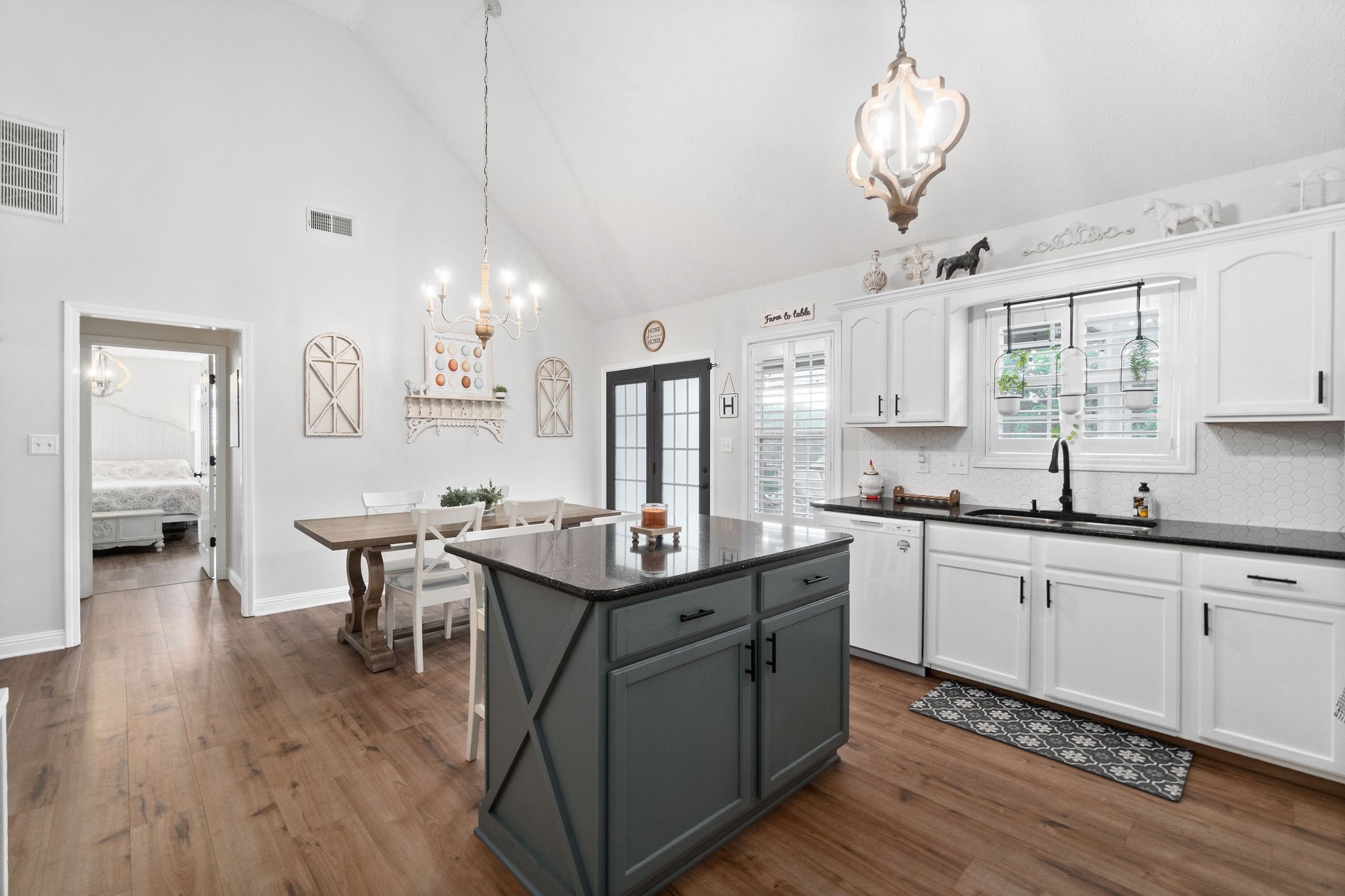 1367 Shady Grove Road Clarksville, TN 37043 - Photo 18 of 32 Gallery Image 18