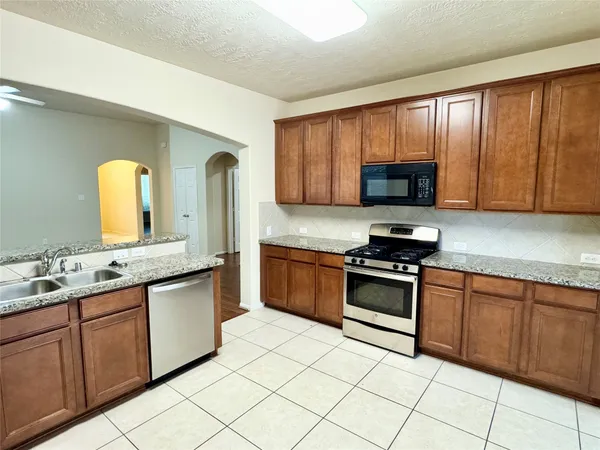 $2,400 | 26722 Mandrake Falls Court, Katy, TX 77494