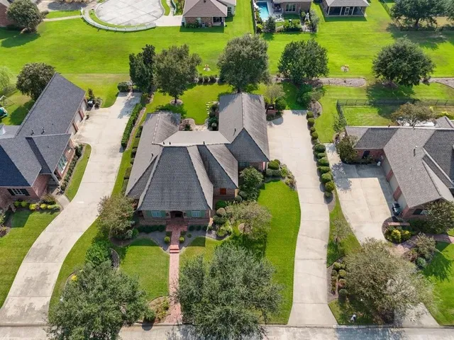 $515,000 | 5930 Blue Sage Road, Lake Charles, LA 70605