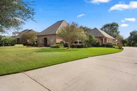 $515,000 | 5930 Blue Sage Road, Lake Charles, LA 70605