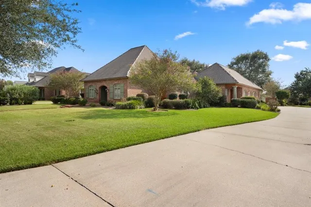 $515,000 | 5930 Blue Sage Road, Lake Charles, LA 70605