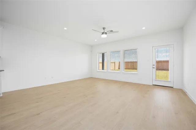 $2,300 | 31622 Farlam Farms Trail, Fulshear, TX 77441