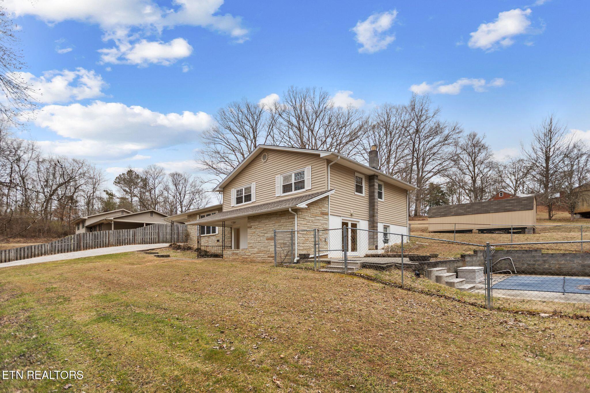 155 Chestnut Hill Road Harriman, TN 37748 - Photo 31 of 38 Photo May 14 2026, 9 43 39 PM