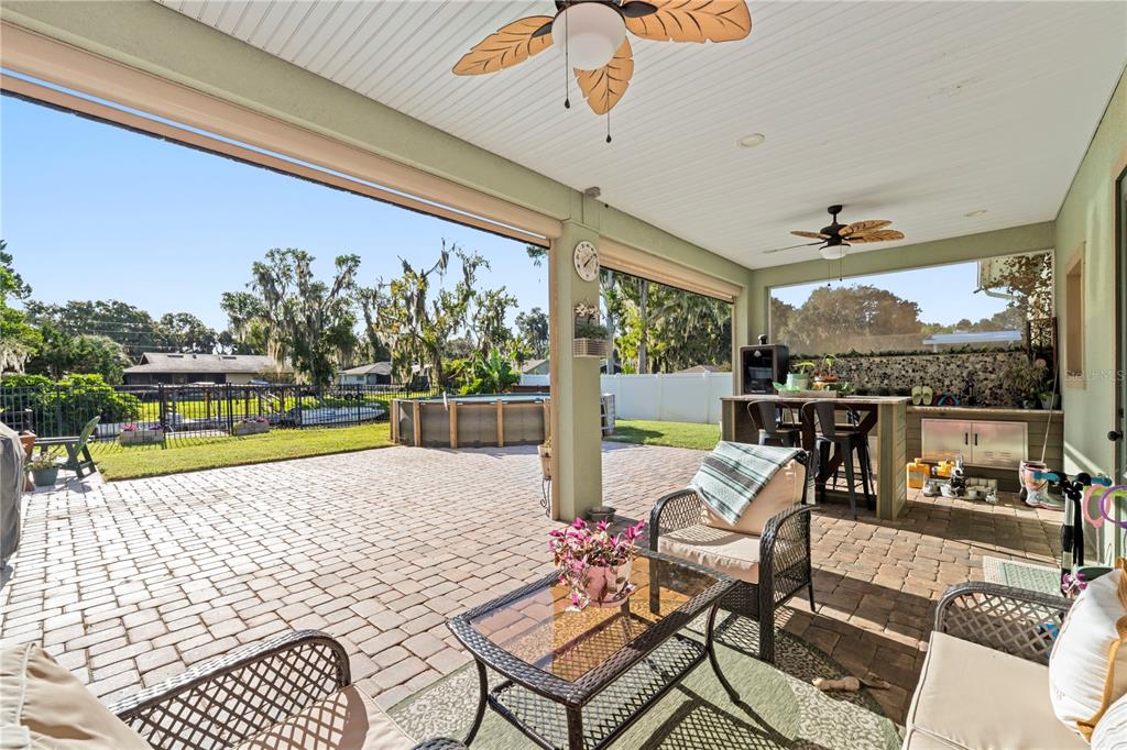 35638 Calla Court Leesburg, FL 34788 - Photo 5 of 44 a outdoor space with lots of tables and chairs