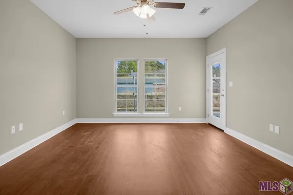 $189,900 | 33260 La Highway, Unit 10D, Denham Springs, LA 70706