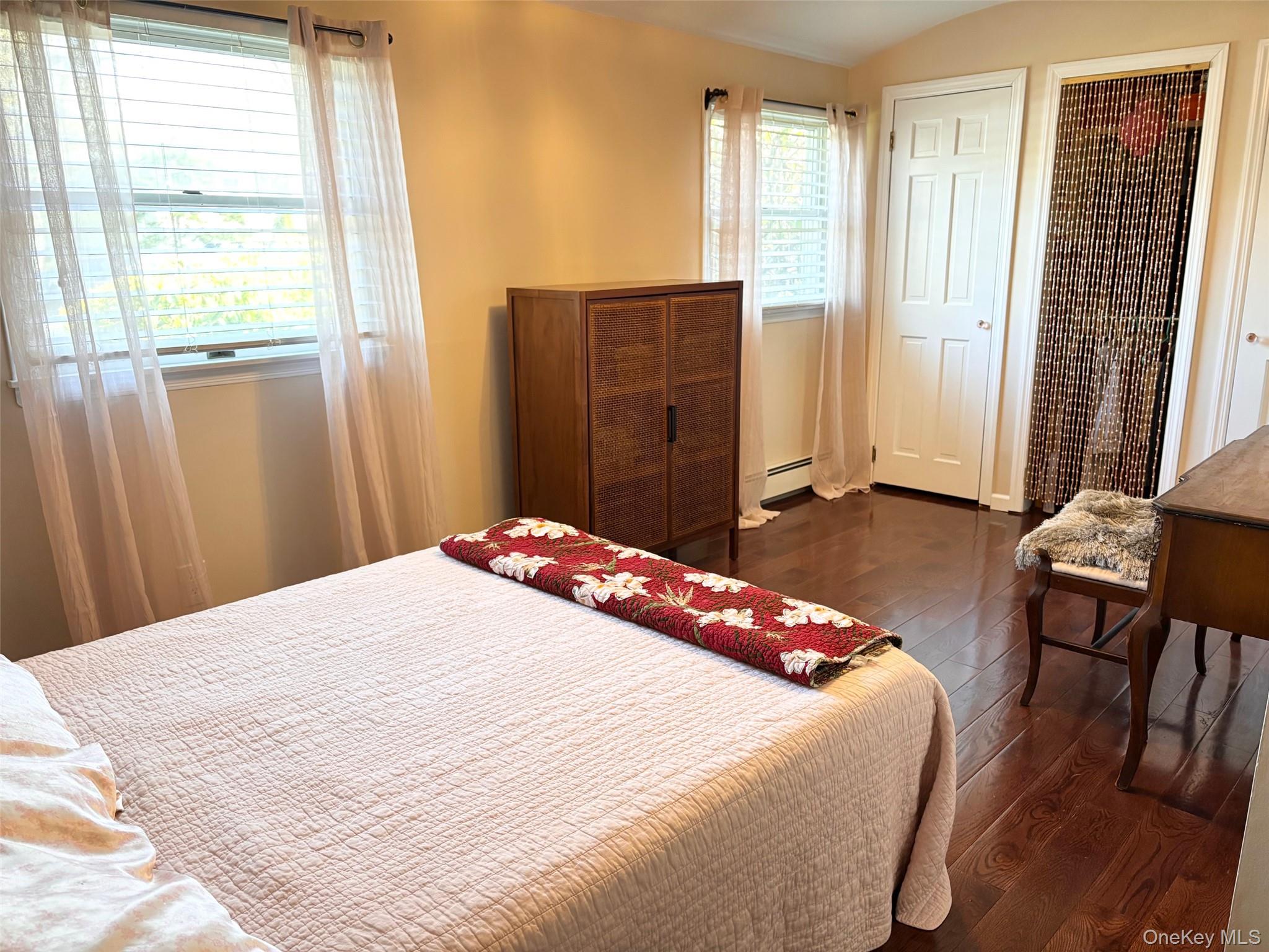 212 Matthews Road Oakdale, NY 11769 - Photo 22 of 38