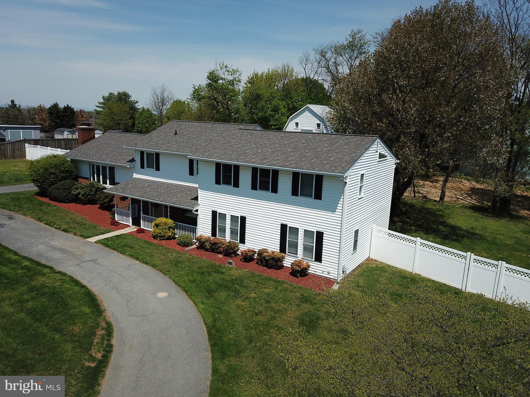 24131 Kings Valley Road Damascus, MD 20872 - Photo 3 of 102 Gallery Image 3