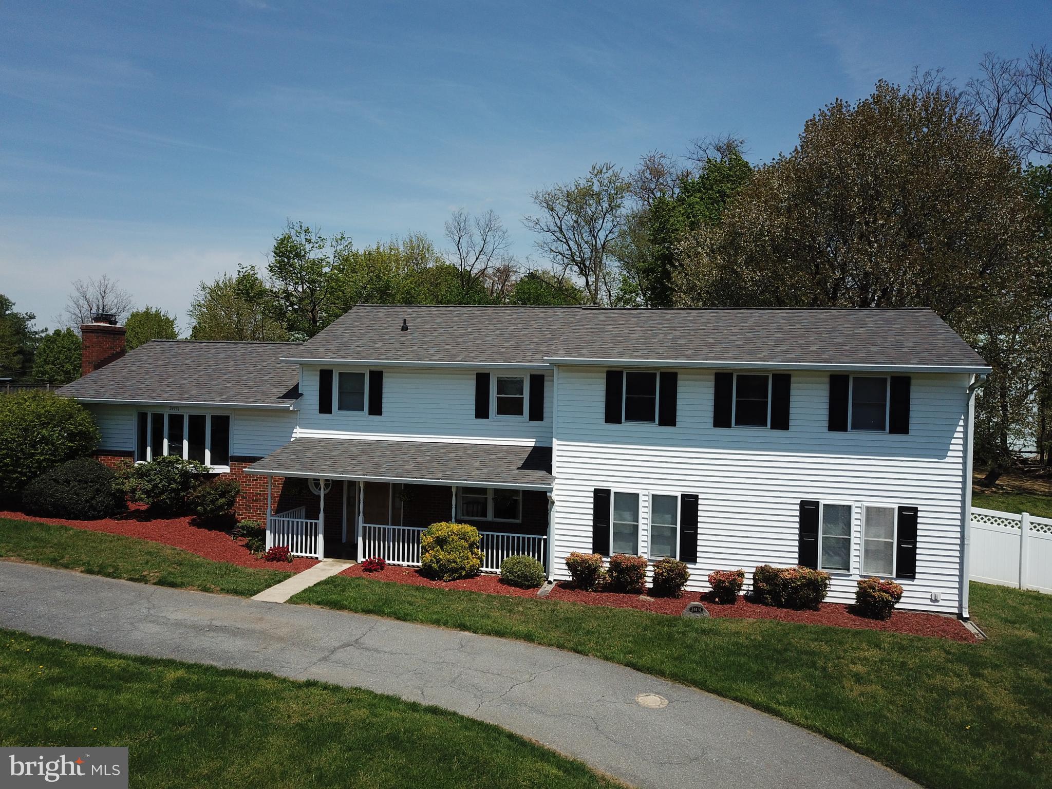24131 Kings Valley Road Damascus, MD 20872 - Photo 4 of 102 Gallery Image 4