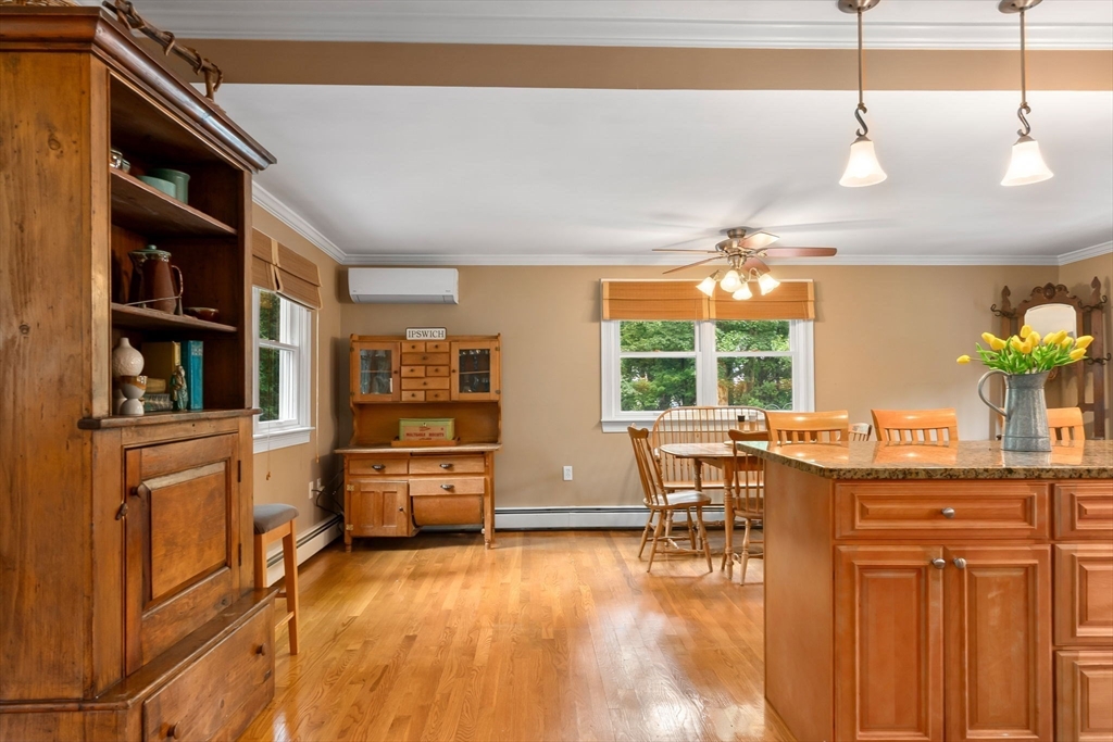 135 Linebrook Road Ipswich, MA 01938 - Photo 5 of 42 Gallery Image 5